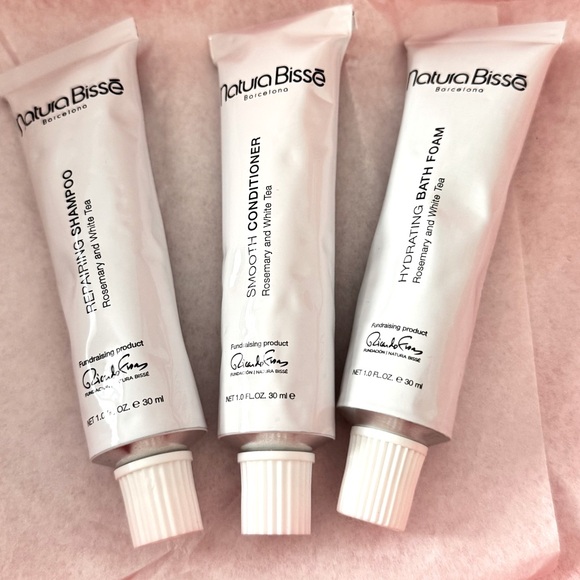 Natura Bissé TRAVEL Repairing Shampoo, Smooth Conditioner & Hydrating Bath Foam - Picture 1 of 10